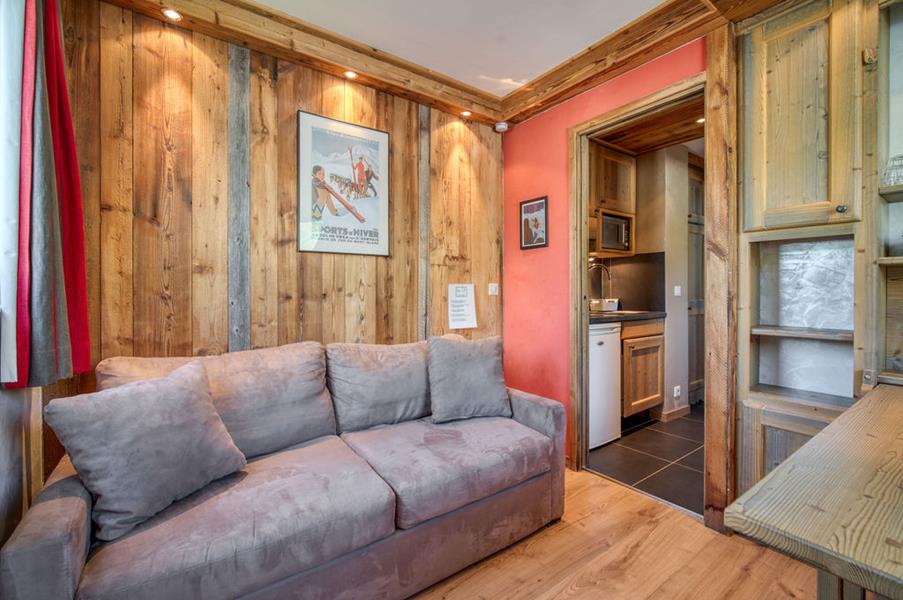 1 canapé-lit (160*200) avec TV